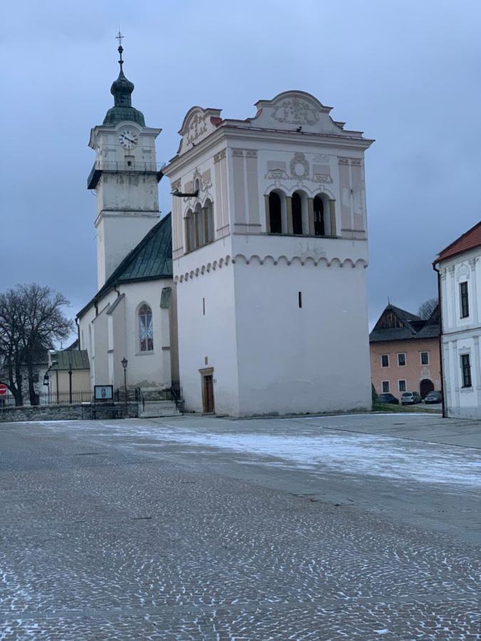 Ubytovanie Athena Lejlighedshotel Poprad Eksteriør billede